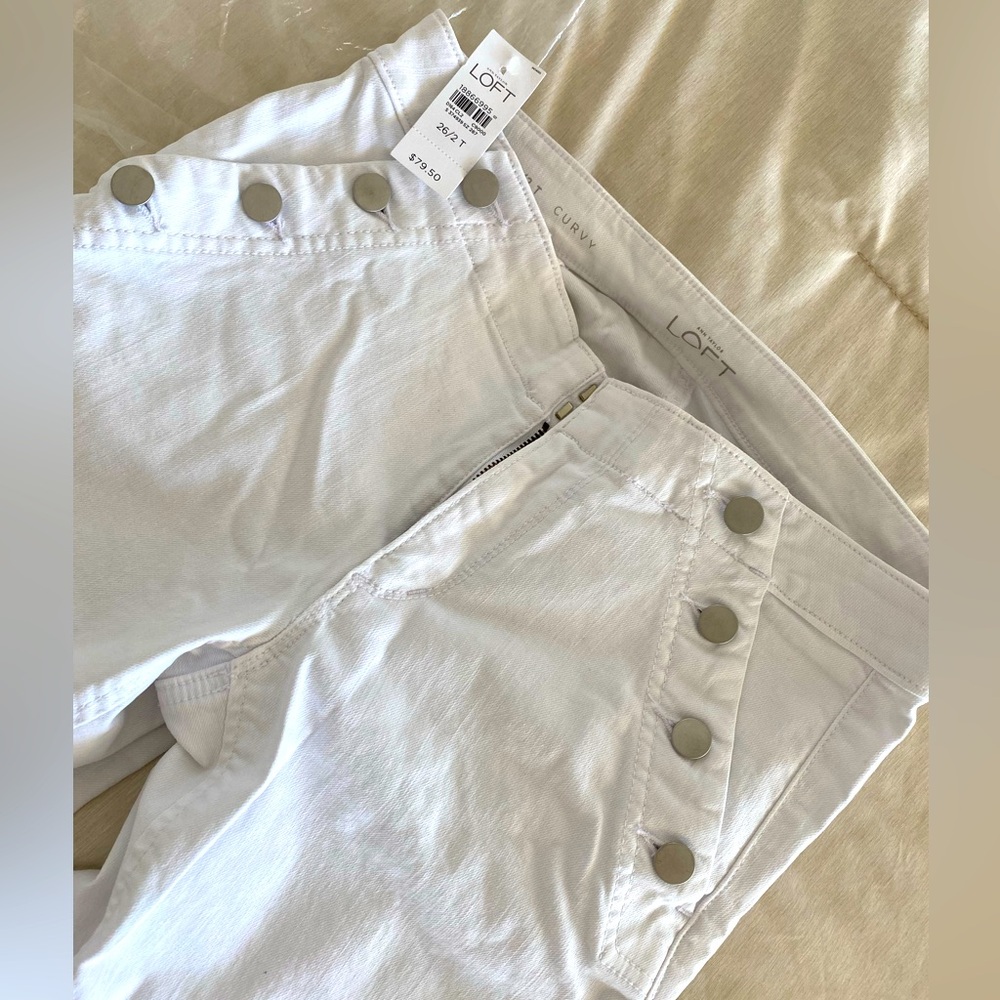 Size 26/2 Ann Taylor sailor button front boot cut white jeans brand new bootcut